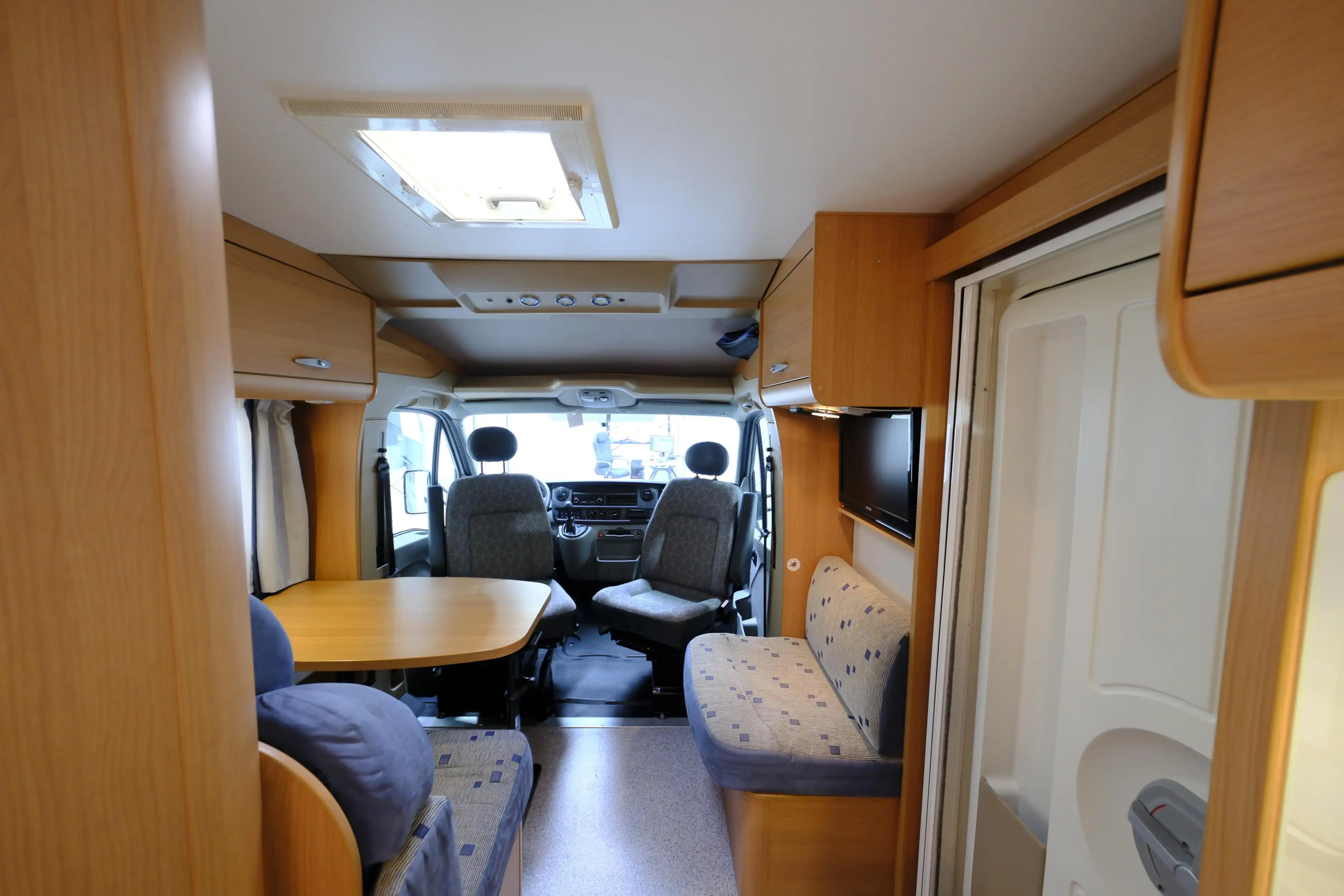 KNAUS SKY TI 650 MG
